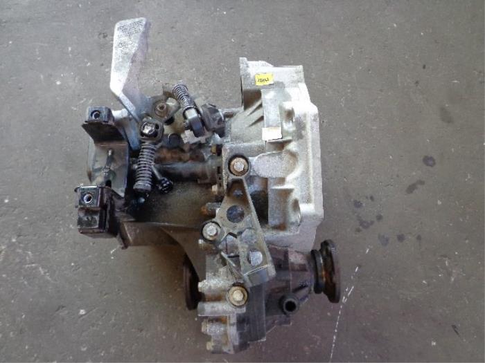 CAY 1.6 TDI (M)