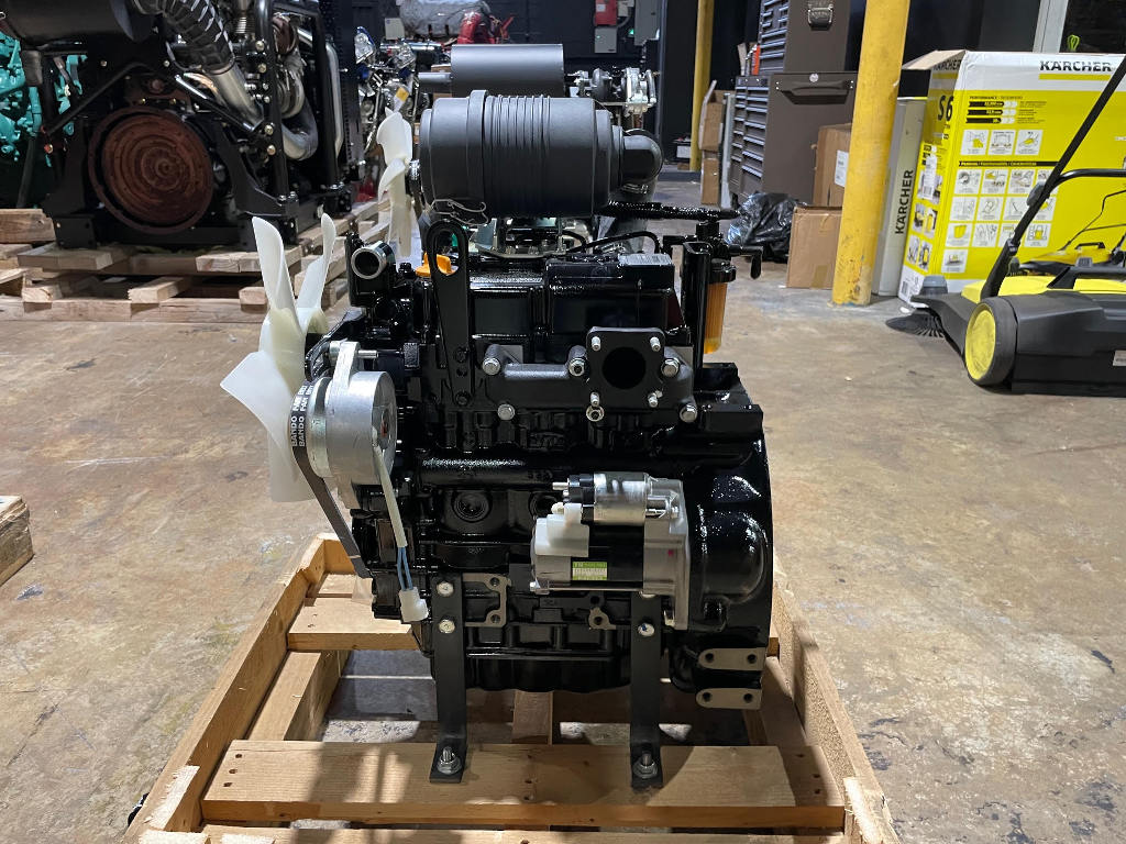 NEW 2015 YANMAR 3TNV70 ENGINE 3