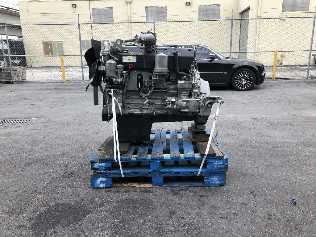 2004 MERCEDES-BENZ OM906LA ENGINE