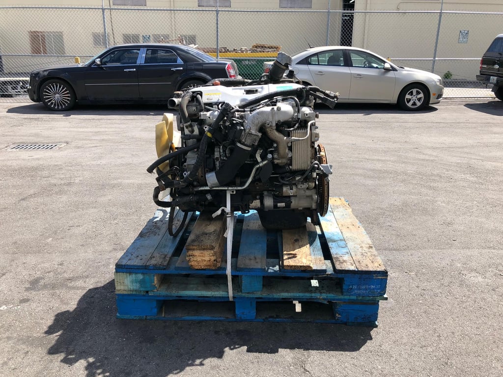 2008 MITSUBISHI 4M50-6AT8 ENGINE 3