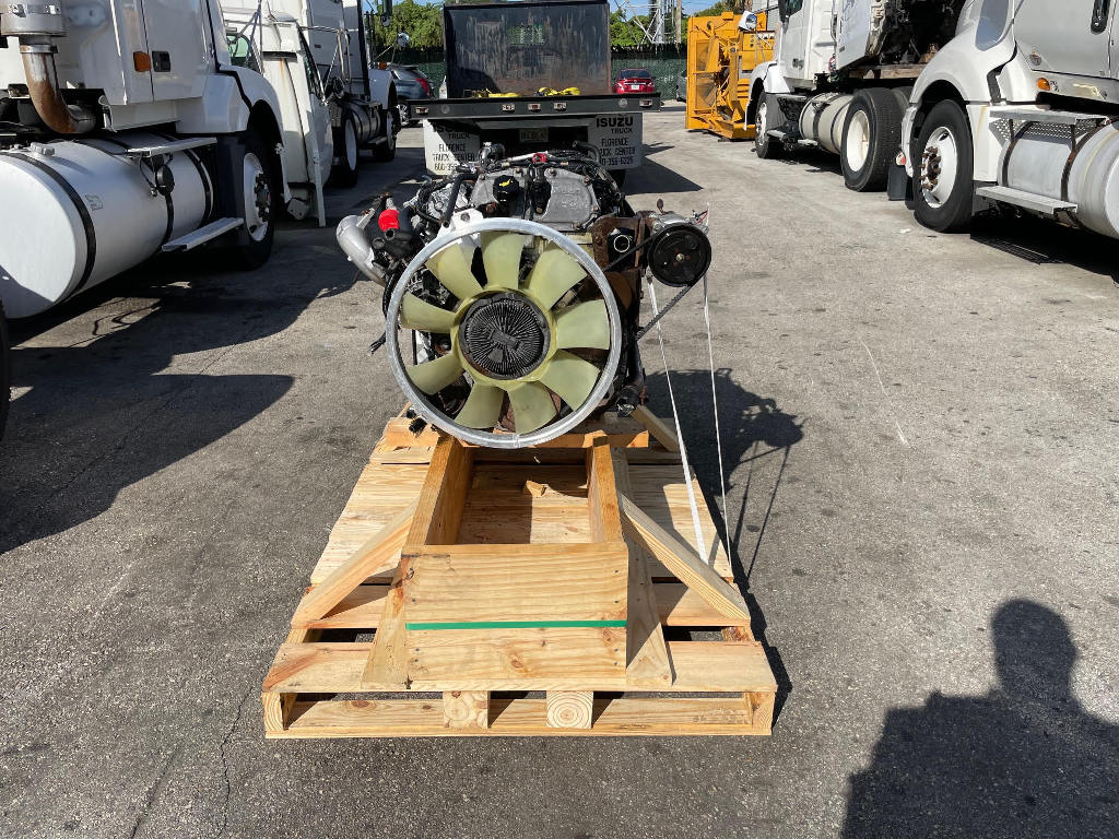 2011 MITSUBISHI F1C 3.0L ENGINE 3