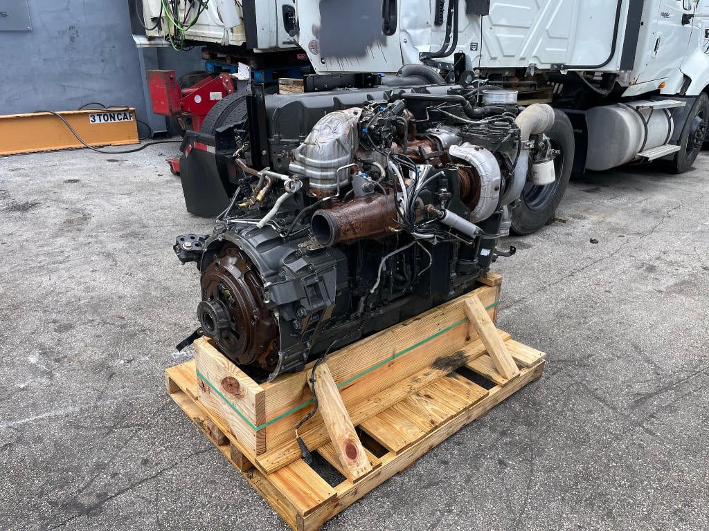 2015 PACCAR MX-13 ENGINE