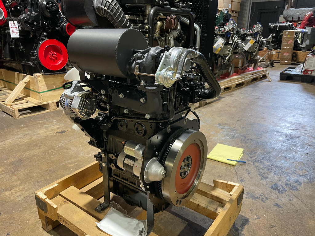 NEW 2016 YANMAR 3TNV84T ENGINE 3