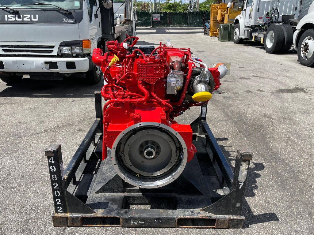 NEW 2021 CUMMINS B6.7 ENGINE 2