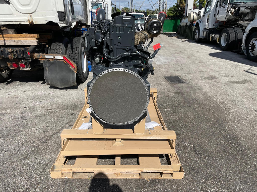 NEW 2018 MACK AMI ENGINE 3