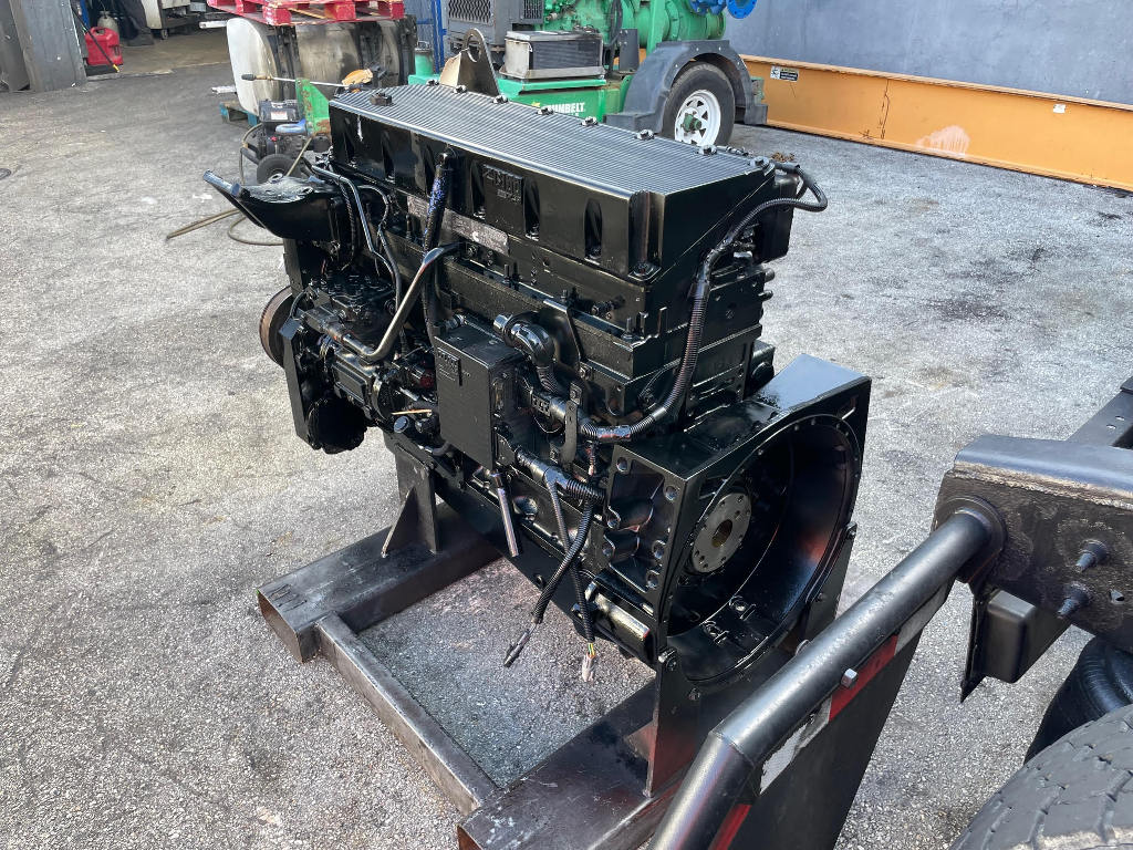 NEW 1999 CUMMINS M11 CELECT PLUS ENGINE 3