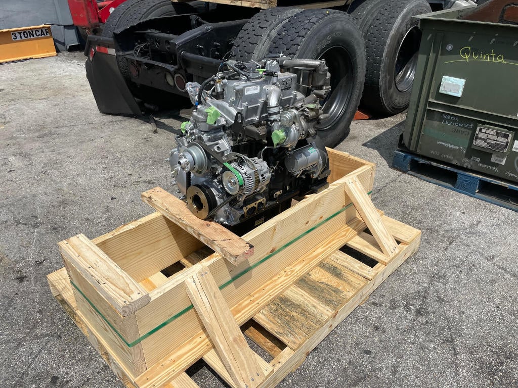 NEW 2020 ISUZU 4LE2T ENGINE 2