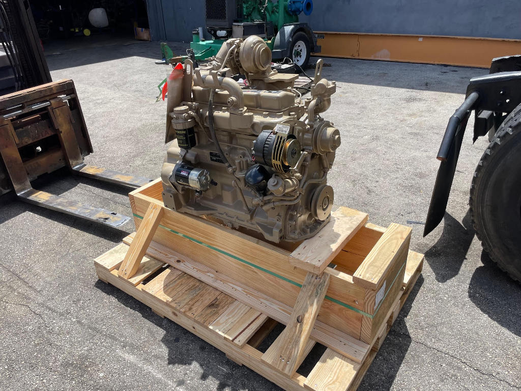 NEW 2009 JOHN DEERE 4039T ENGINE 2