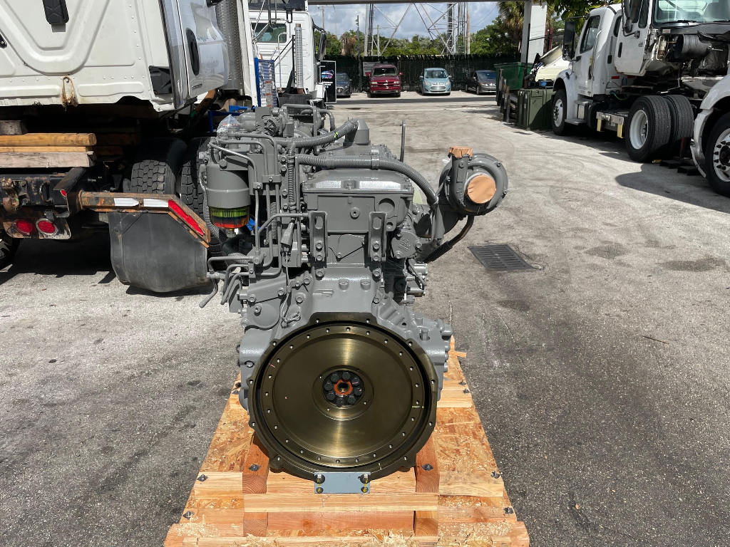 NEW 2015 ISUZU 6UZ1X ENGINE