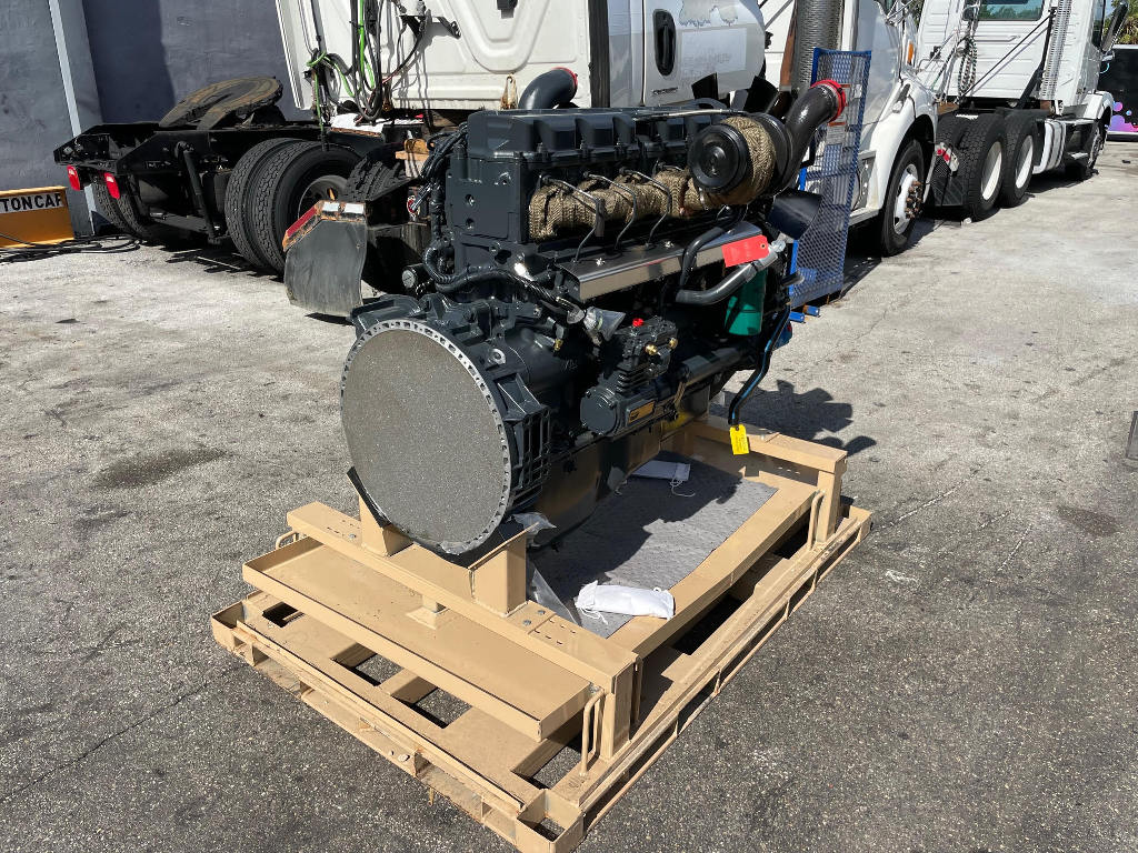 NEW 2018 MACK AI ENGINE