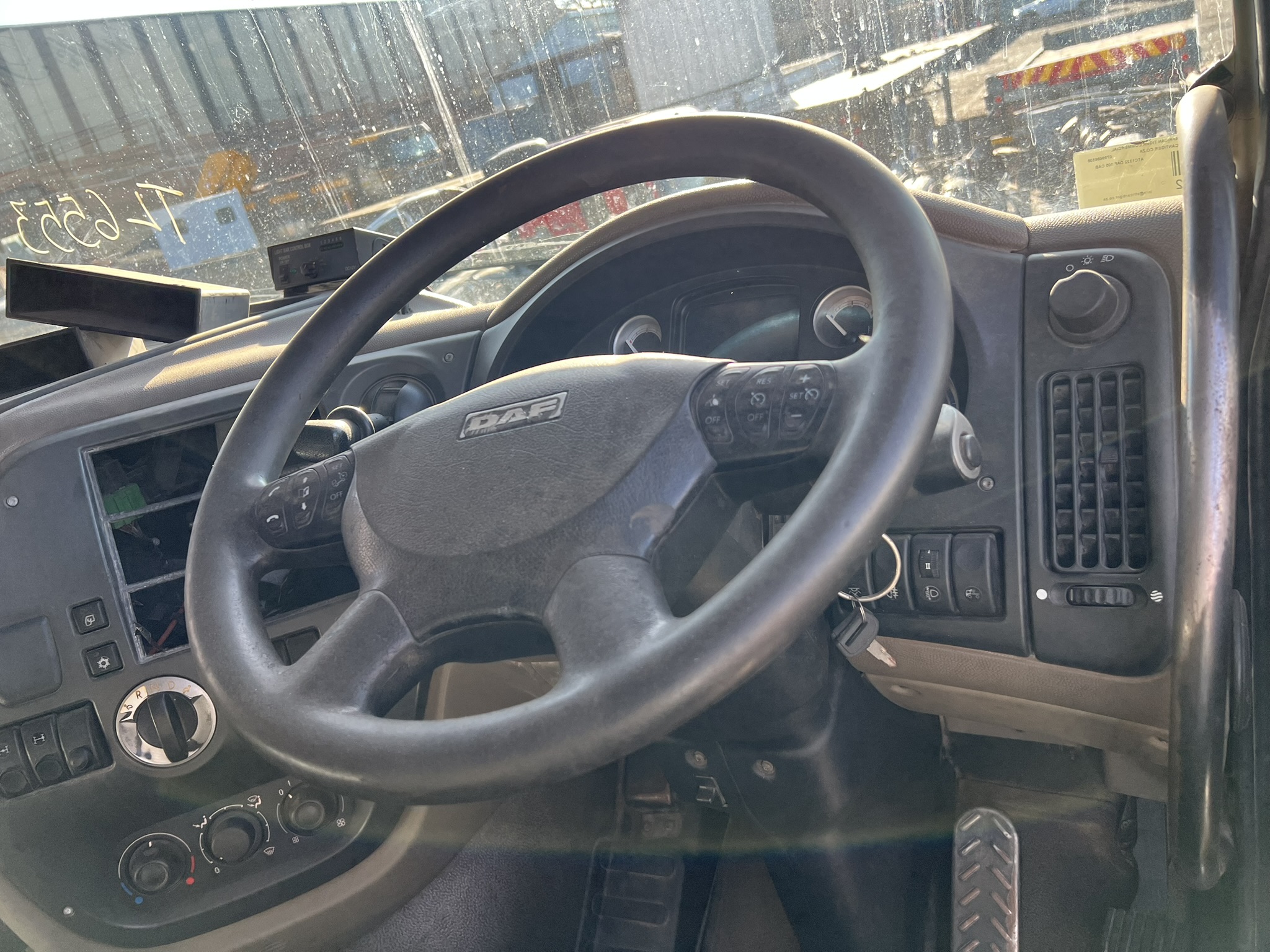 DAF XF105 CAB 4