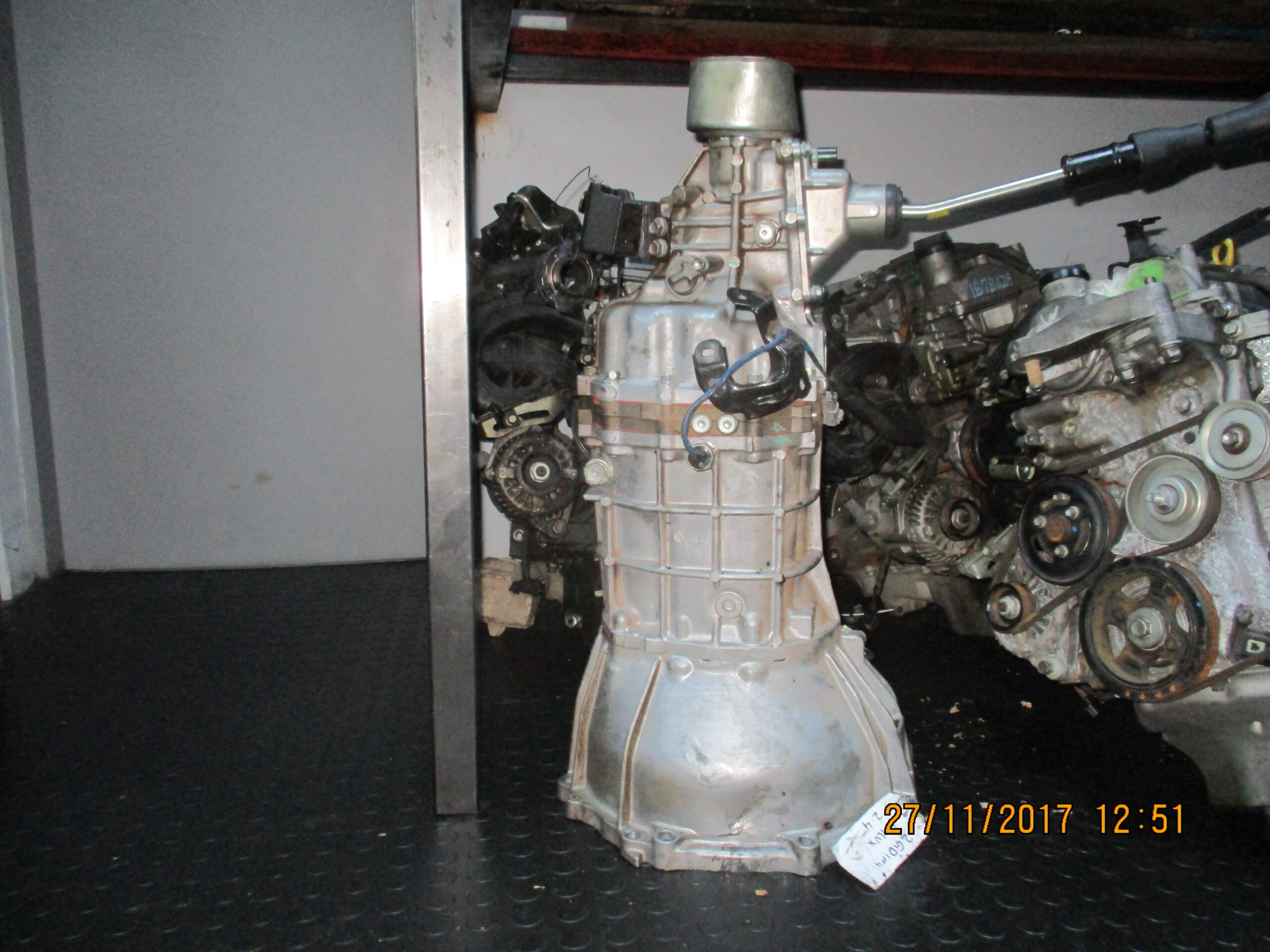 TOYOTA HILUX 2.4 2GD 2017 MODEL GEARBOX