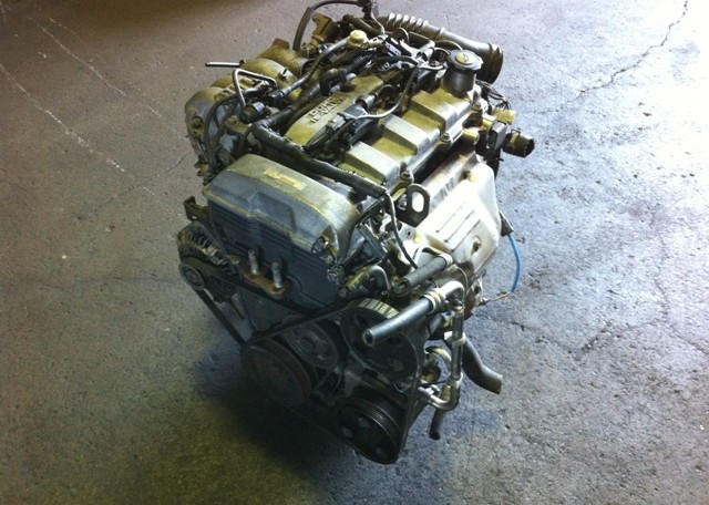 JDM MAZDA PROTEGE 2.0L FSDE 1998-2002 FS ENGINE ONLY 2