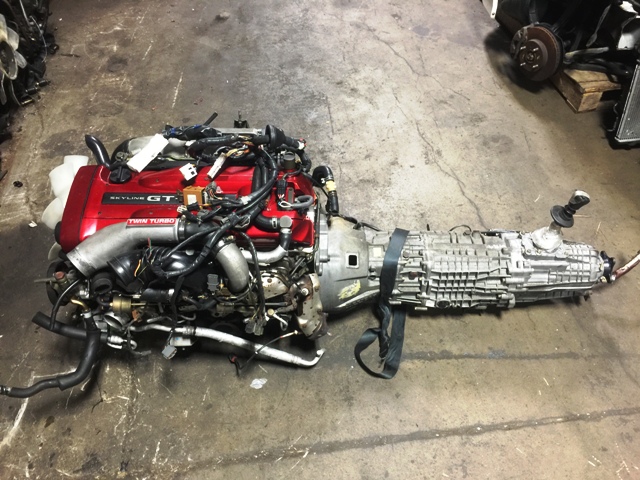 NISSAN SKYLINE GTR R34 RB26DETT MOTOR AND 6 SPEED GETRAG MT TRANSMISSION 4