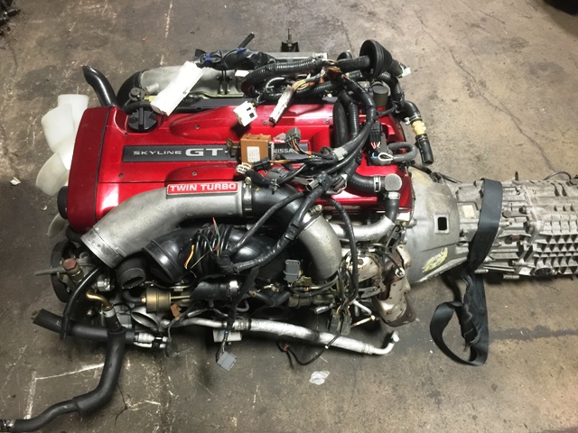 NISSAN SKYLINE GTR R34 RB26DETT MOTOR AND 6 SPEED GETRAG MT TRANSMISSION 2