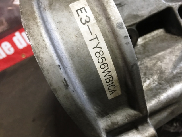 JDM SUBARU STI 6 SPEED TRANSMISSION NON DCCD VERSION 7 PRODRIVE TY856WB1CA 2