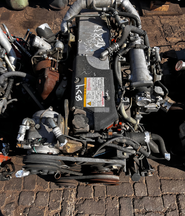 ISUZU 6HK1 ENGINE