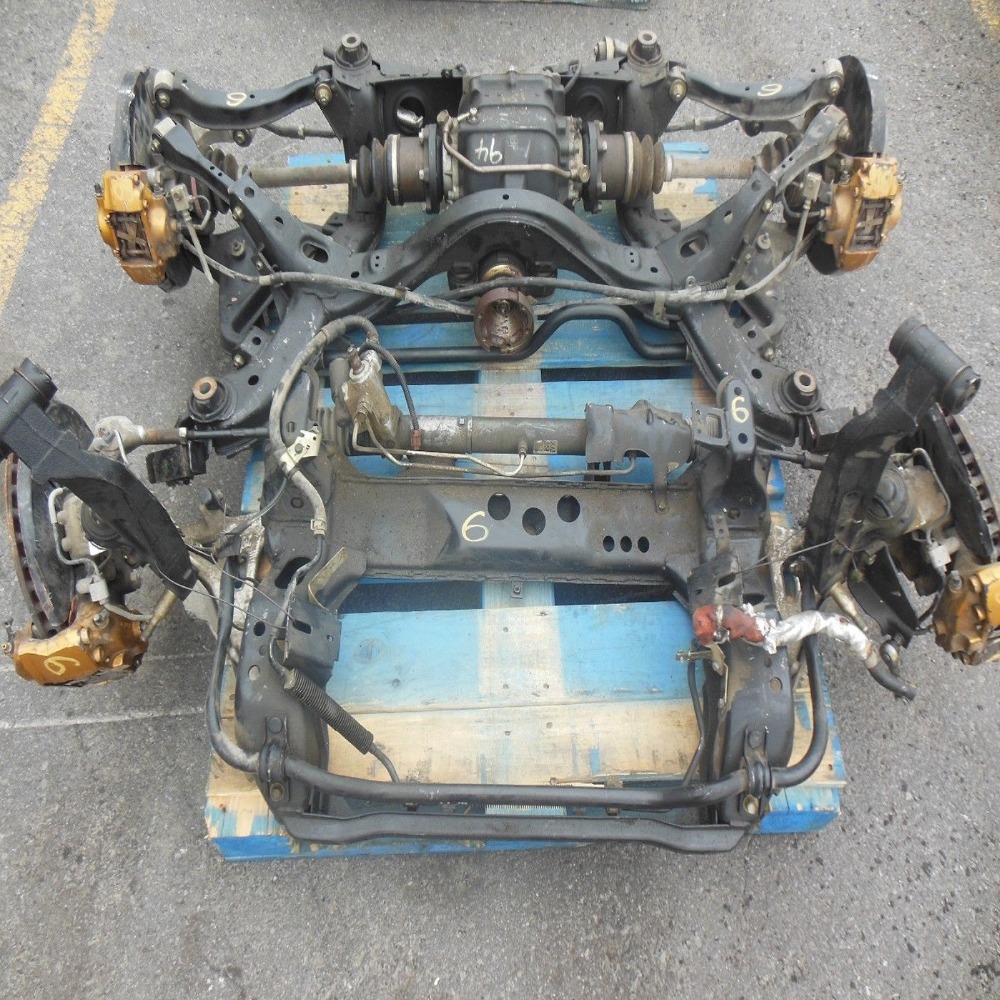 JDM Accessorie – Nissan Skyline R34 GTR Differential Skyline GTR Front Rear Subframes GTR Hubs 2