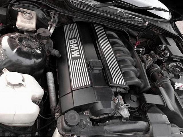 323i Double Vanos