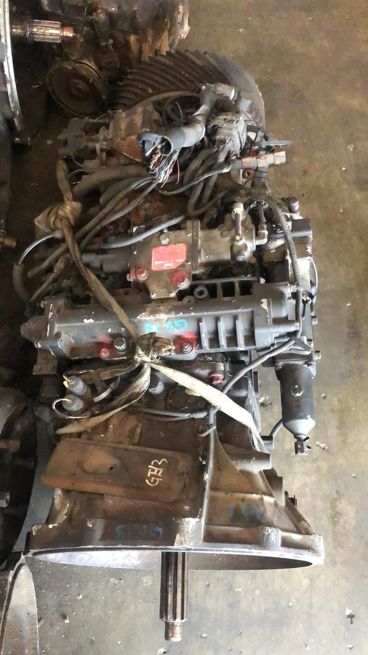NISSAN UD440 GE13