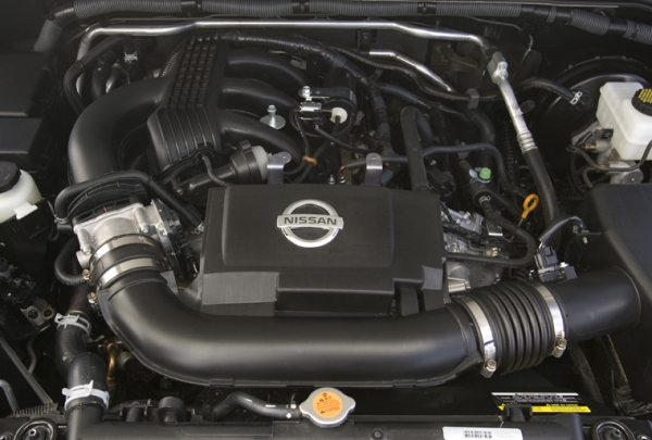 NISSAN NAVARA 4.0 V6 VQ40
