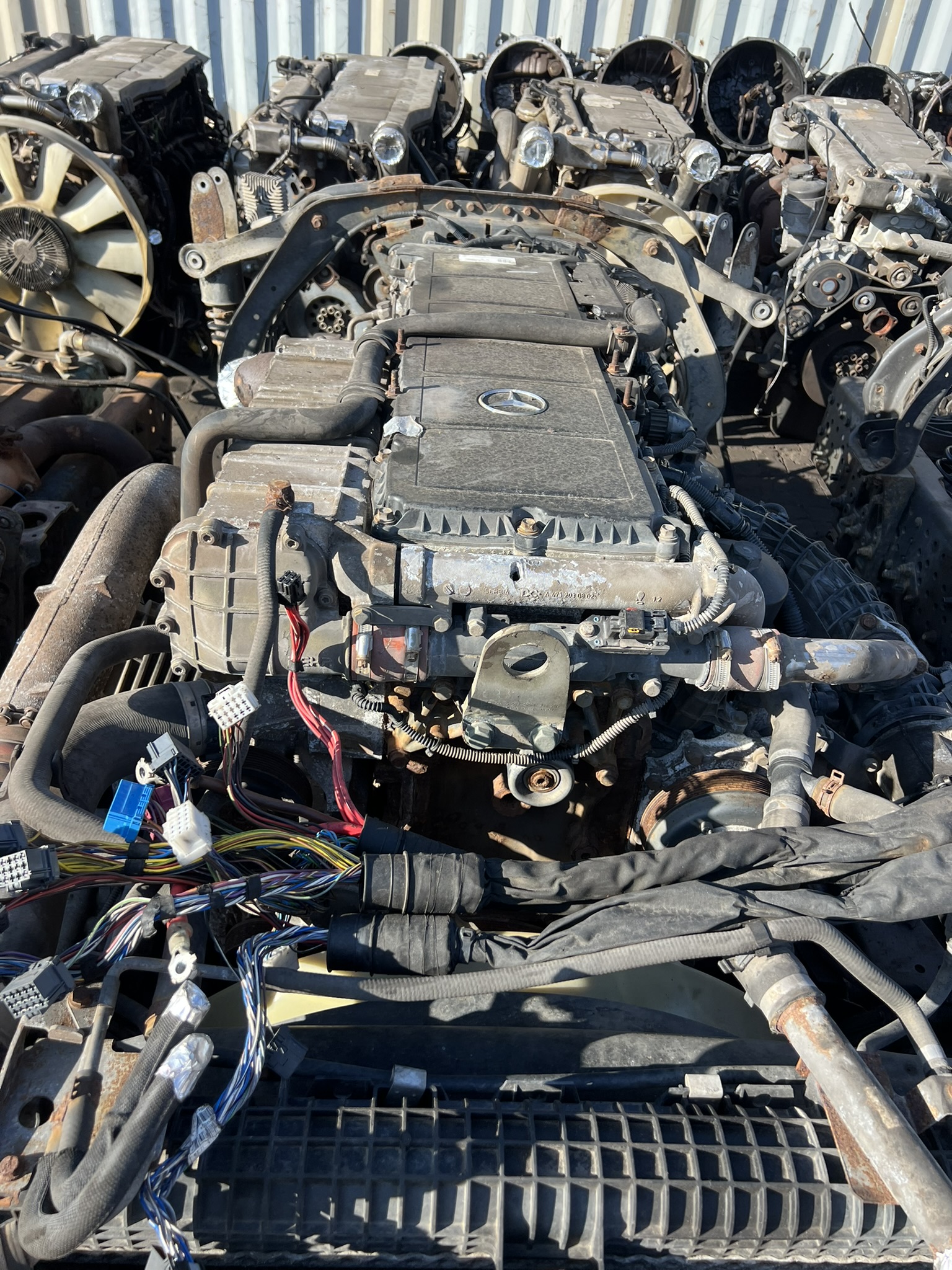 MERCEDES BENZ OM471 ENGINE 3