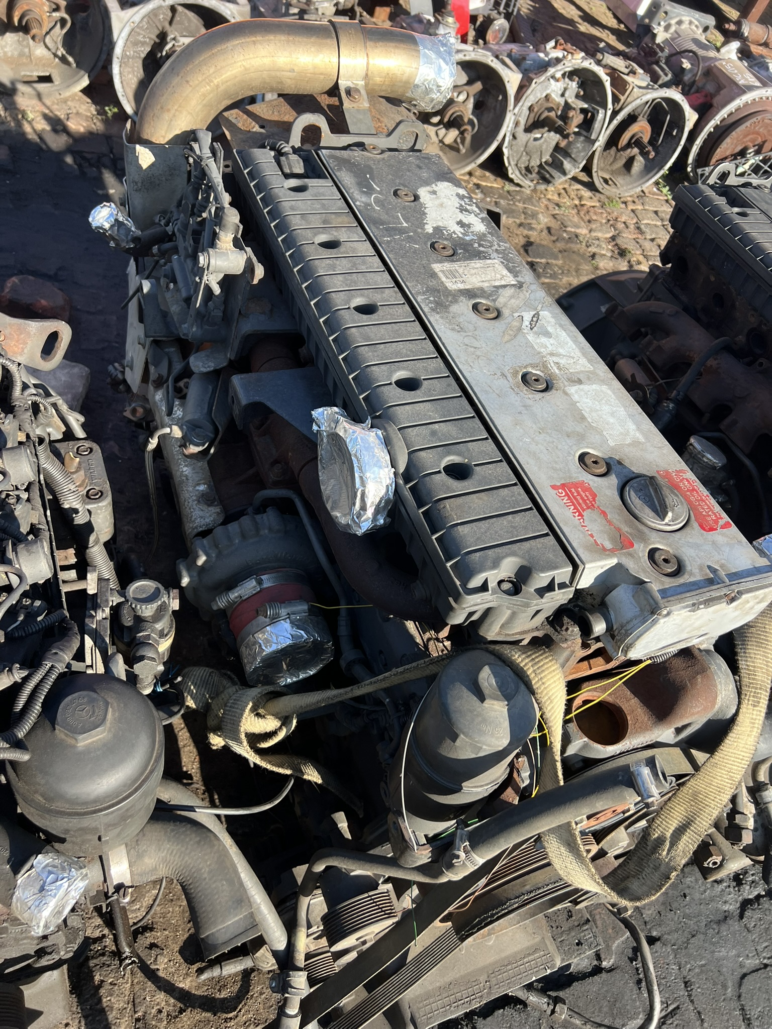 MERCEDES BENZ OM926 ENGINE 2