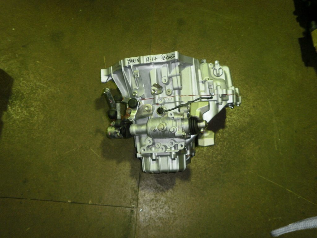 TOYOTA ECHO 5-GANG-SCHALTGETRIEBE