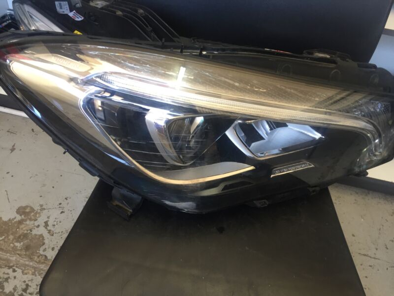 Mercedes Benz A117 headlight